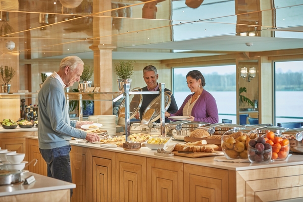 Uniworld SS Beatrice - Mozarts 1.jpg